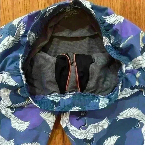 Saxx Cannonball 2N1 Swim Trunks Size Small Blue Purple White Bird Ballpark Pouch - Picture 8 of 11